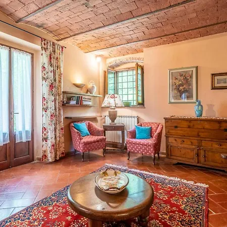 Apartment Cozy In With Kitchen