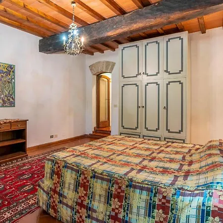 Cozy Apartment In Molino Del Piano * Molino del Piano